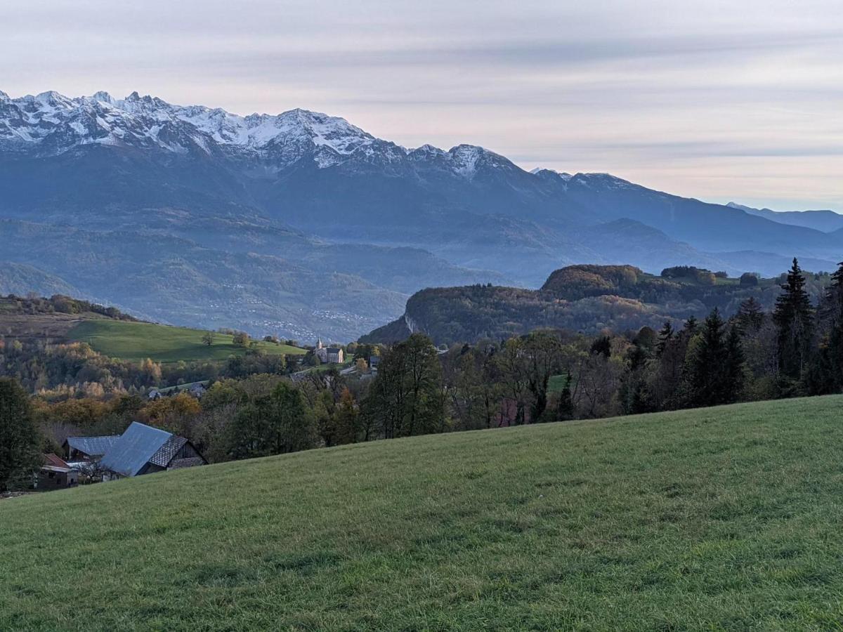 Appartement De Plain-Pied En Montagne Avec Vue Merveilleuse Sur Le Massif De Belledonne Saint Bernard du Touvet المظهر الخارجي الصورة