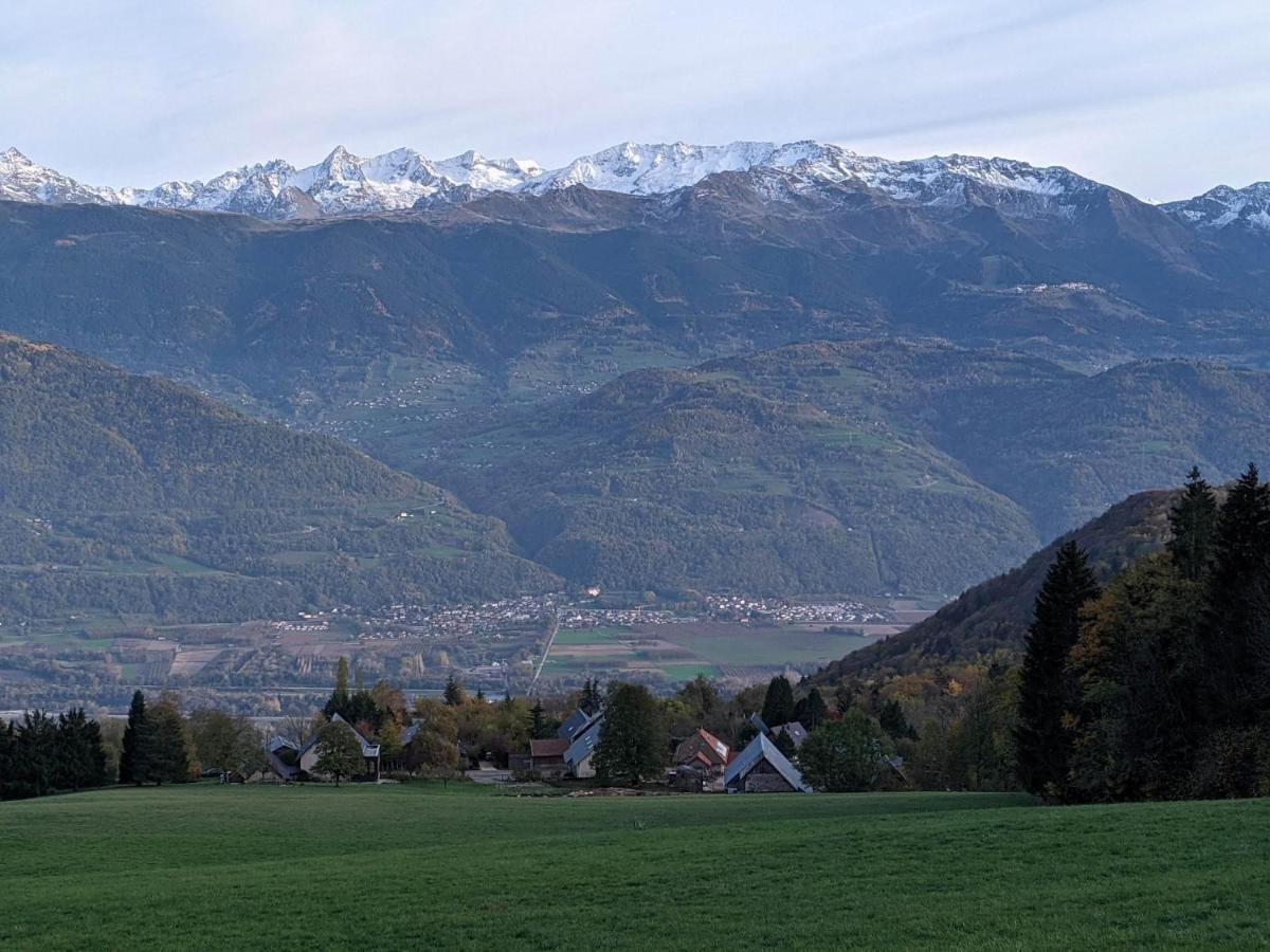 Appartement De Plain-Pied En Montagne Avec Vue Merveilleuse Sur Le Massif De Belledonne Saint Bernard du Touvet المظهر الخارجي الصورة