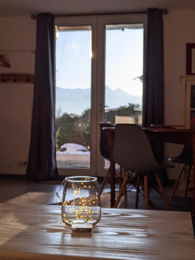 Appartement De Plain-Pied En Montagne Avec Vue Merveilleuse Sur Le Massif De Belledonne Saint Bernard du Touvet المظهر الخارجي الصورة